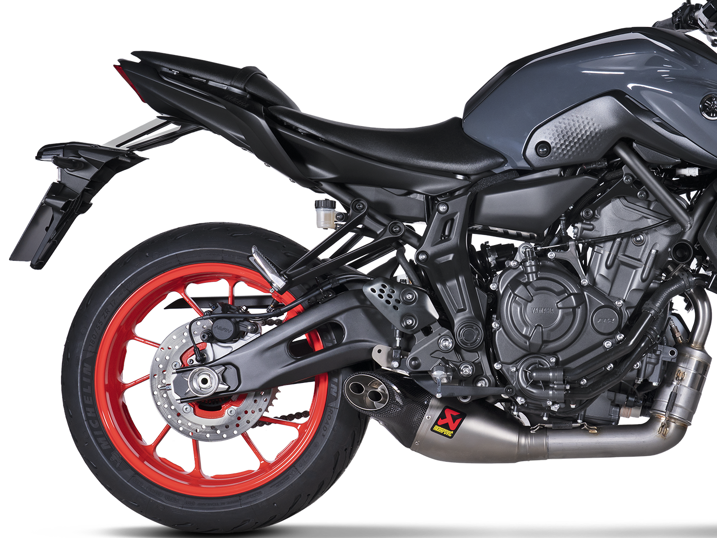 AKRAPOVIC S-Y7R8-HEGEHT/1 Yamaha MT-07 / FZ-07 (2024+) Exhaust System "Racing Line" (titanium)