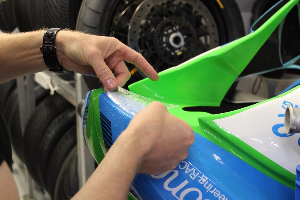 EAZI-GRIP Kawasaki KLZ 1000 Versys (15/18) Paint Protection Kit